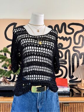 Trina Turk Black Open Knit Crochet Top Y2K Resort Layering Top Size S